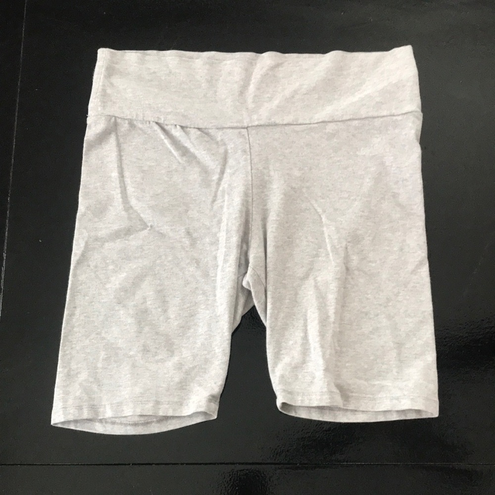 Women's Light Gray High-Rise Bike Shorts